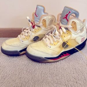 AIR JORDAN 5 RETRO SP
"Off-White - Sail"
